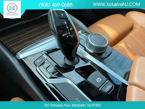 Used 2018 BMW 540i xDrive w/ Premium Package AWD/4WD image 19