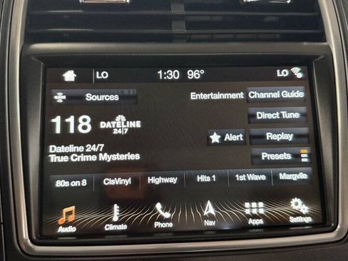 Used 2018 Lincoln MKX Reserve FWD image 26