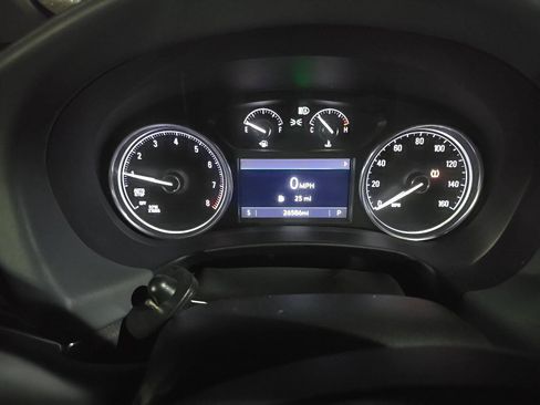 Used 2023 Buick Enclave Essence w/ Sport Touring Edition FWD image 3