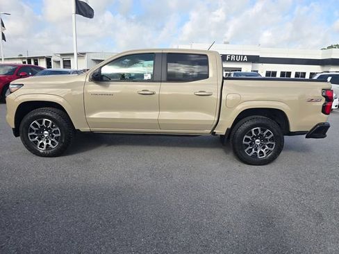 Used 2023 Chevrolet Colorado Z71 w/ Z71 Convenience Package 2 AWD/4WD image 8
