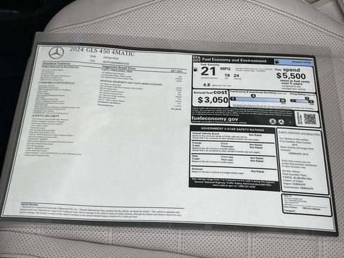 Used 2024 Mercedes-Benz GLS 450 4MATIC image 45