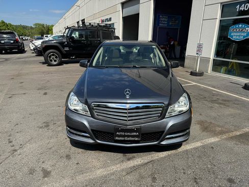 Used 2013 Mercedes-Benz C 300 Sport image 4