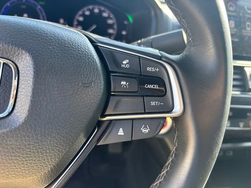Used 2022 Honda Accord Touring image 23