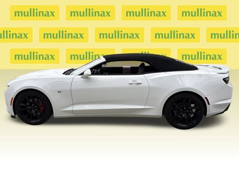Used 2023 Chevrolet Camaro LT w/ RS Package image 10