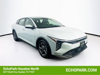 Used 2025 Kia K4 LXS video 1