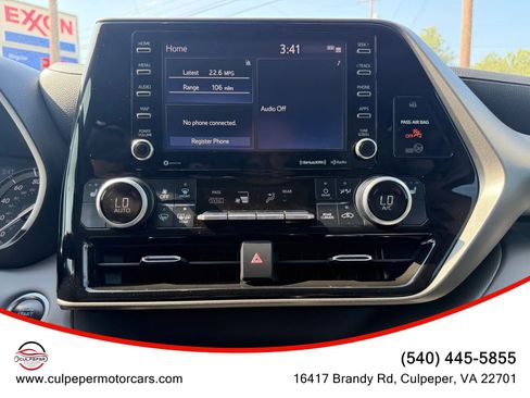 Used 2021 Toyota Highlander XLE FWD image 25