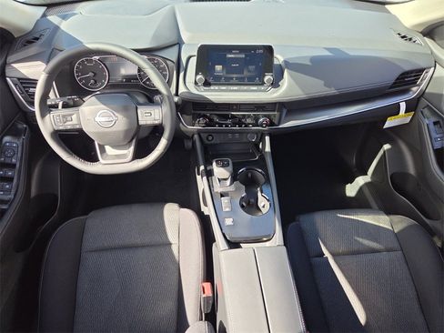 New 2026 Nissan Rogue SV image 7