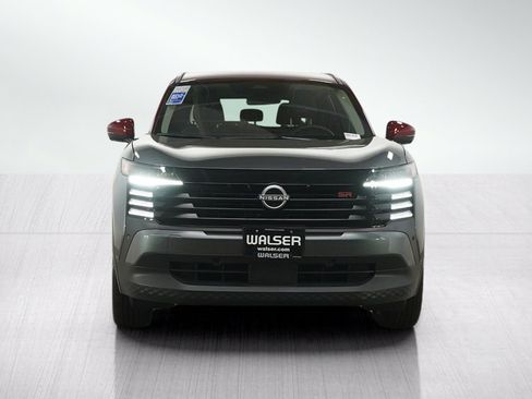Used 2025 Nissan Kicks SR AWD/4WD image 9