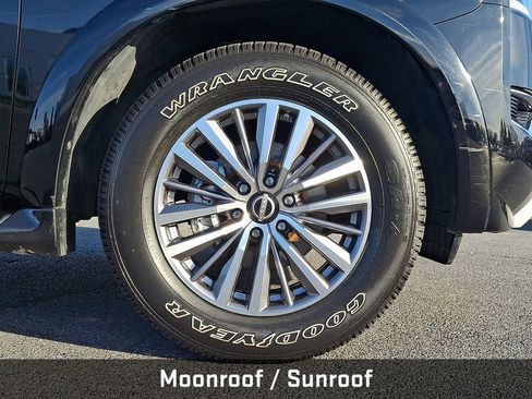 Used 2023 Nissan Armada SL image 9