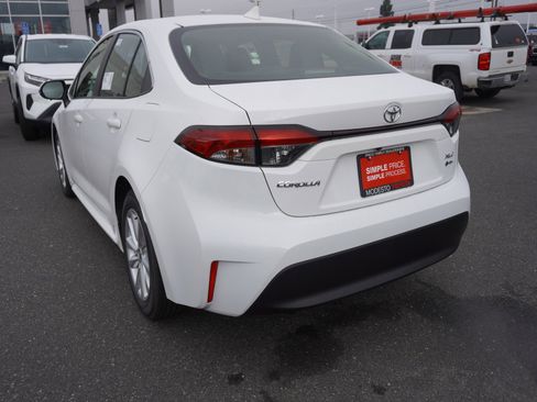 New 2026 Toyota Corolla XLE image 8