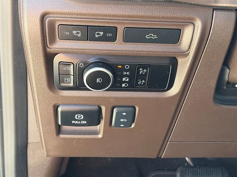 Used 2023 Ford F150 King Ranch w/ Equipment Group 601A High AWD/4WD image 18