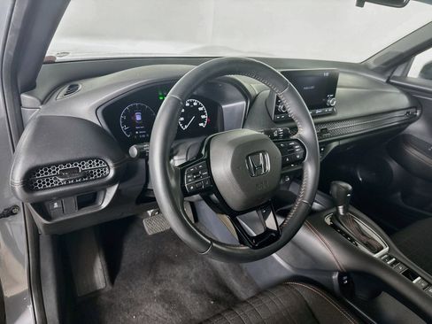 Used 2025 Honda HR-V Sport image 8
