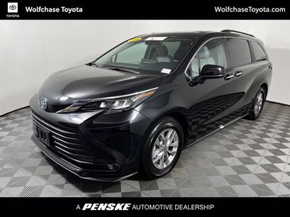 Certified 2025 Toyota Sienna XLE