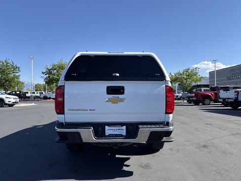 Used 2017 Chevrolet Colorado Z71 AWD/4WD image 4