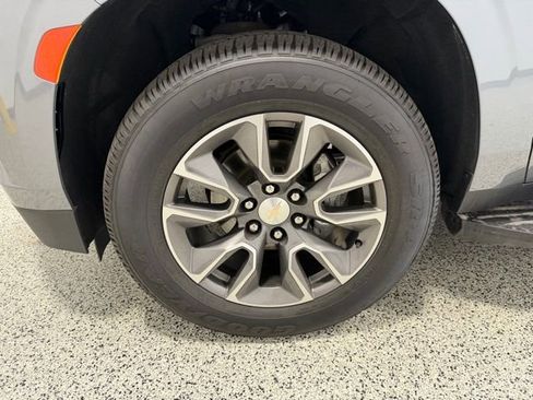 Used 2022 Chevrolet Tahoe LT AWD/4WD image 34
