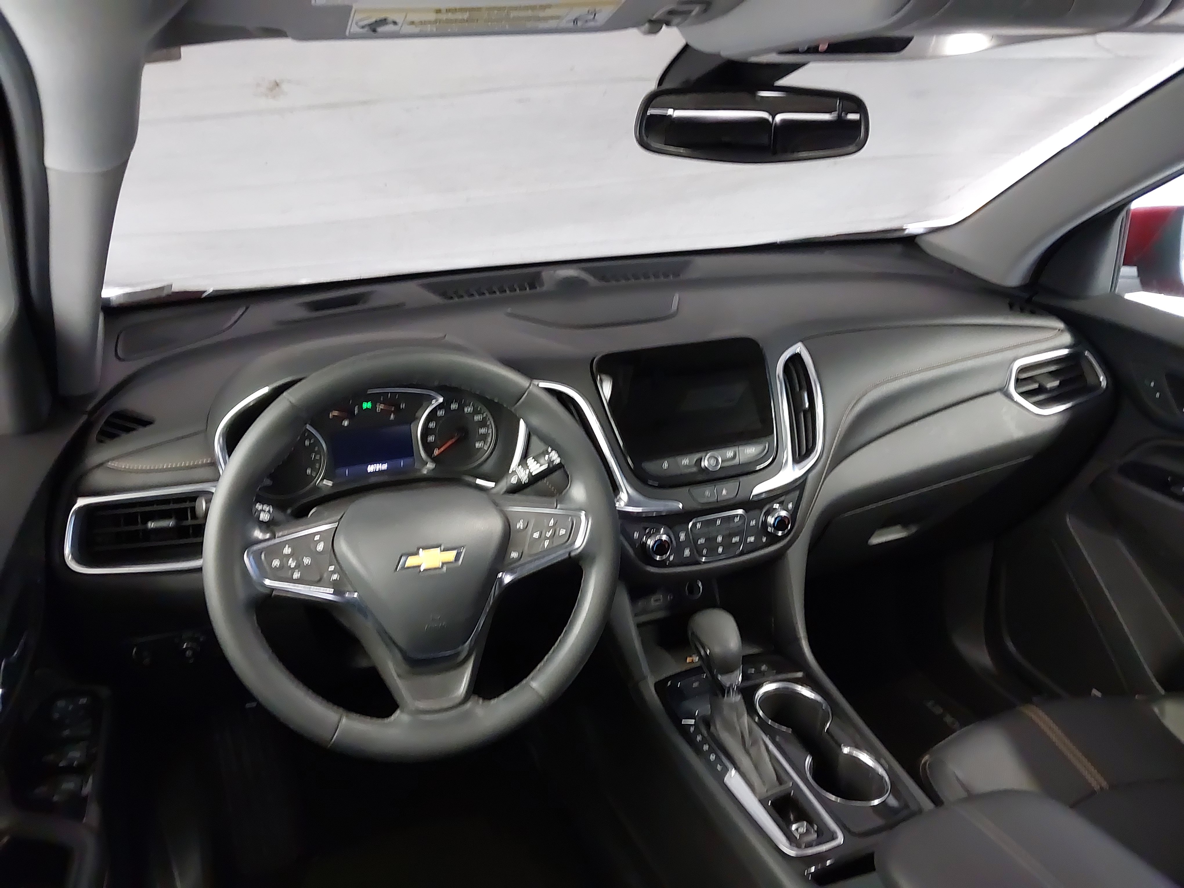 Used 2024 Chevrolet Equinox Premier AWD/4WD image 5