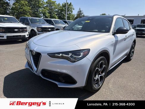 Used 2024 Alfa Romeo Stelvio Ti AWD/4WD image 1