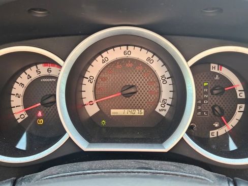 Used 2013 Toyota Tacoma PreRunner w/ TRD Sport Pkg image 25