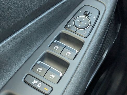 Used 2020 Hyundai Santa Fe SEL w/ Convenience Package image 26