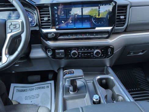 Used 2023 Chevrolet Silverado 1500 RST w/ Convenience Package II AWD/4WD image 19