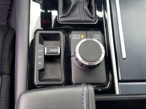 Used 2024 Toyota Tundra Platinum image 27