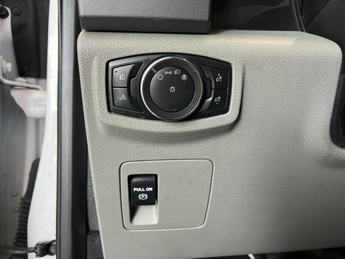 Used 2020 Ford F150 XLT image 23