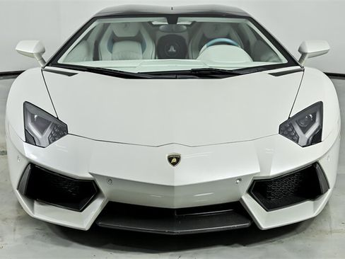 Used 2014 Lamborghini Aventador LP 700-4 AWD/4WD image 3