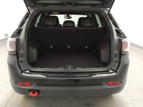 Used 2024 Jeep Compass Trailhawk AWD/4WD image 29