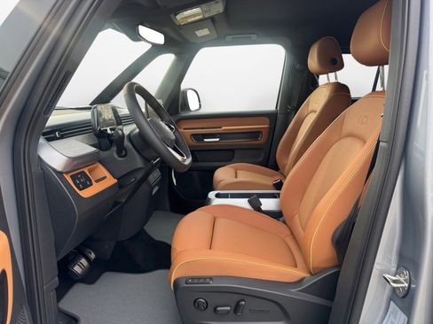 New 2025 Volkswagen ID. Buzz Pro S image 9