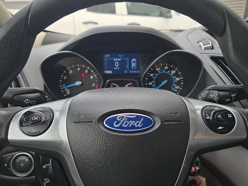 Used 2015 Ford Escape SE FWD image 22