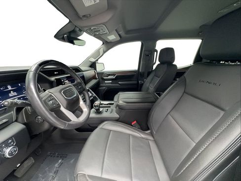 Used 2024 GMC Sierra 1500 Denali w/ Technology Package AWD/4WD image 21