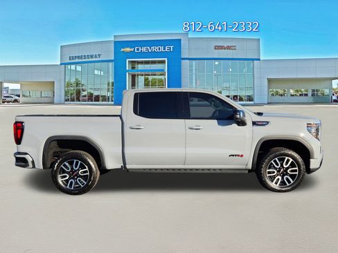 Used 2025 GMC Sierra 1500 AT4 w/ AT4 Premium Package image 8