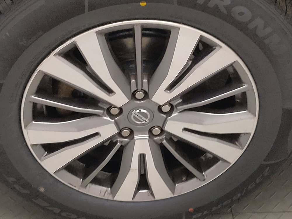 Used 2019 Nissan Pathfinder SL FWD image 31