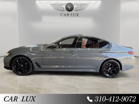 Used 2021 BMW 540i w/ M Sport Package RWD image 2