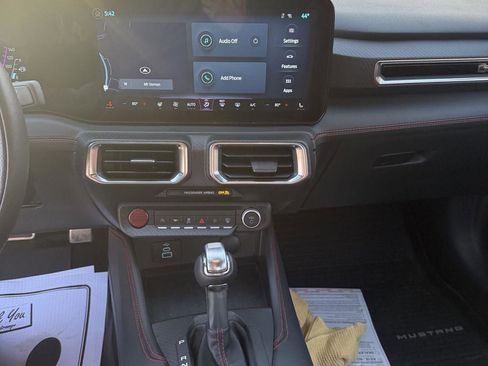 Used 2025 Ford Mustang Premium image 15