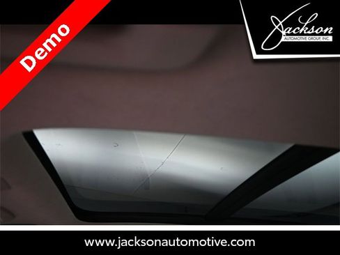 Used 2025 Volvo XC90 B5 Ultra w/ Lounge Package image 19