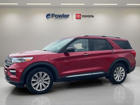 Used 2021 Ford Explorer Limited AWD/4WD image 3