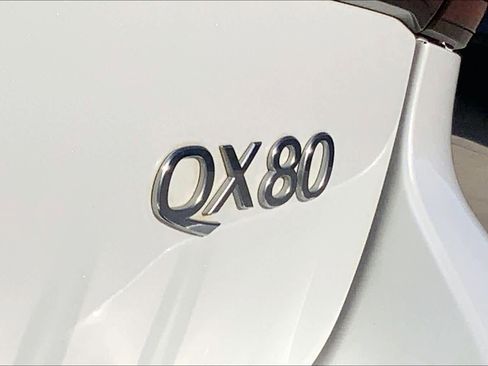 Used 2019 INFINITI QX80 Luxe w/ Proassist Package RWD image 10