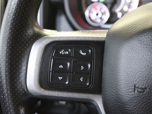 Used 2020 RAM 2500 Tradesman w/ Chrome Appearance Group image 9