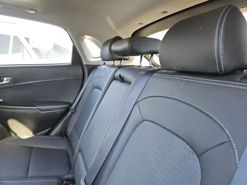 Used 2018 Hyundai Kona Limited image 10