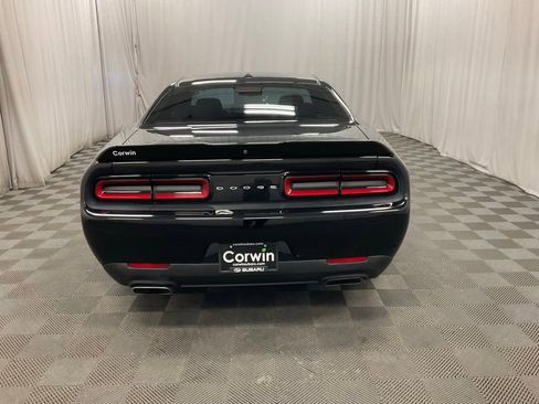 Used 2018 Dodge Challenger R/T w/ Performance Handling Group RWD image 5