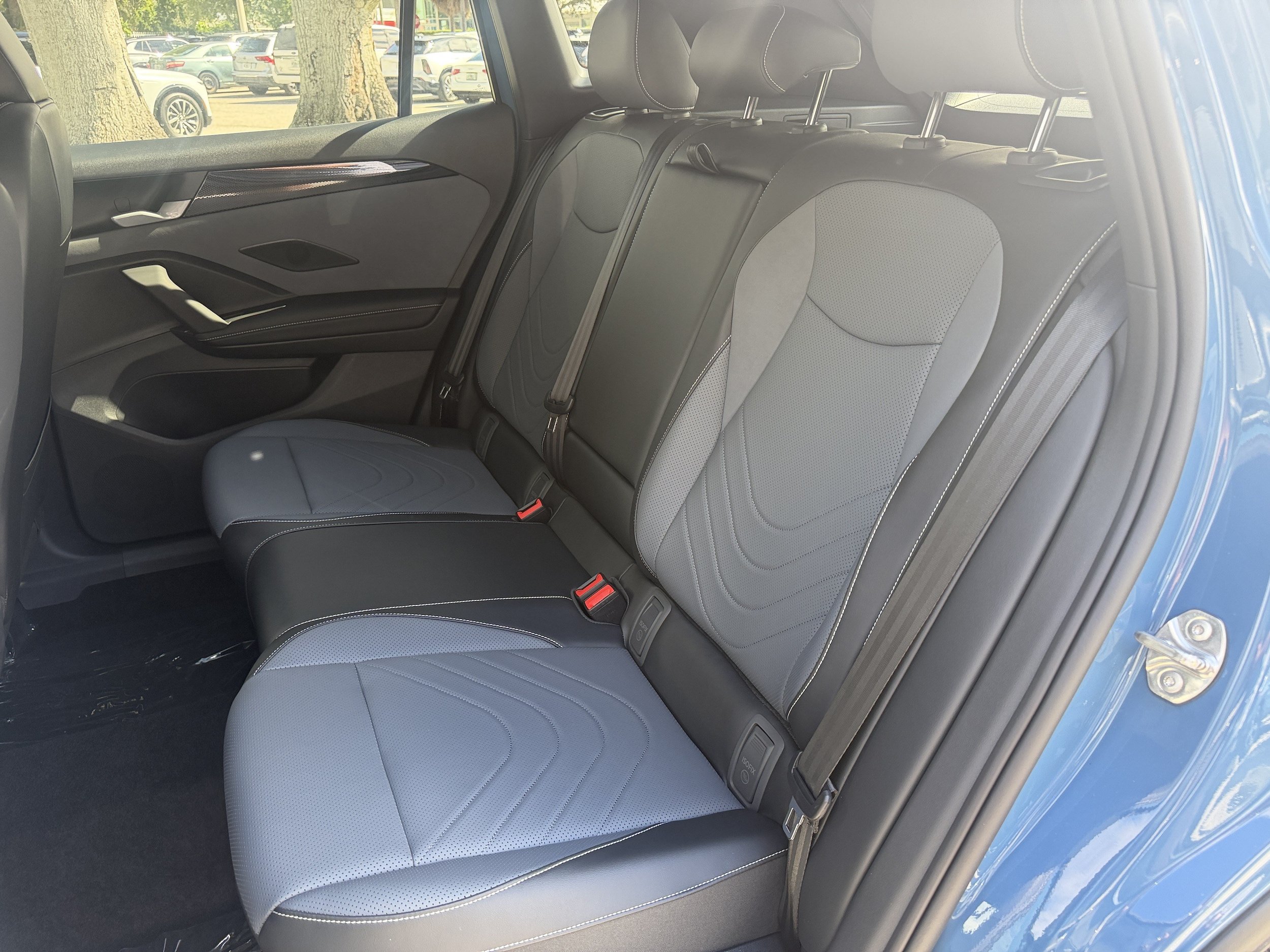 New 2026 Volkswagen Tiguan SE R-Line FWD image 19