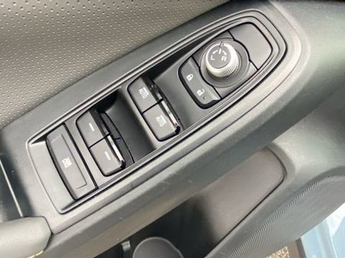 Certified 2021 Subaru Crosstrek 2.5i Sport w/ Moonroof Package image 16