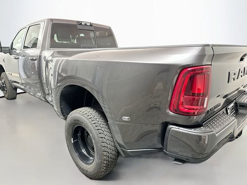 New 2026 RAM 3500 Laramie w/ Night Edition AWD/4WD image 5