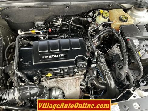 Used 2013 Chevrolet Cruze LTZ image 22