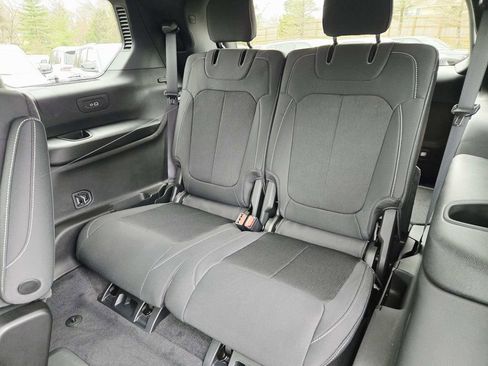 New 2026 Jeep Grand Cherokee L 4WD image 16