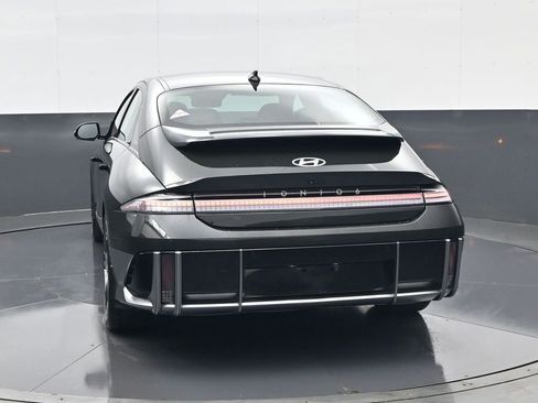 Certified 2023 Hyundai Ioniq 6 Limited AWD/4WD image 6