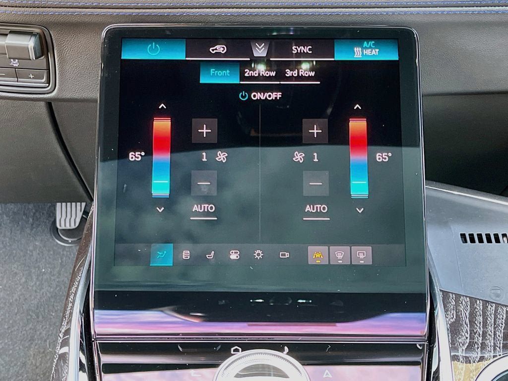 New 2026 Cadillac Escalade IQL Luxury AWD/4WD image 23