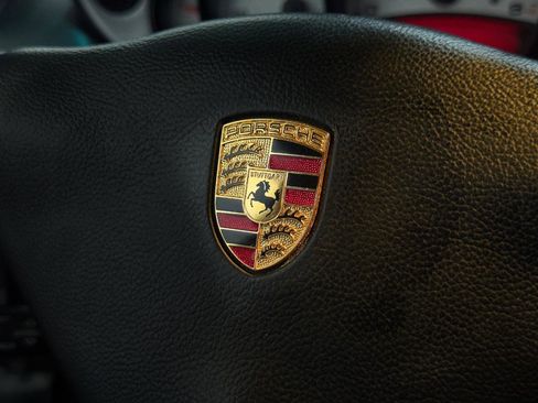 Used 2004 Porsche 911 Targa image 21