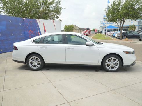 New 2026 Honda Accord LX image 4
